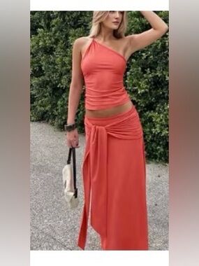Women’s Coral Tie-Waist Maxi Skirt two piece set | size L
